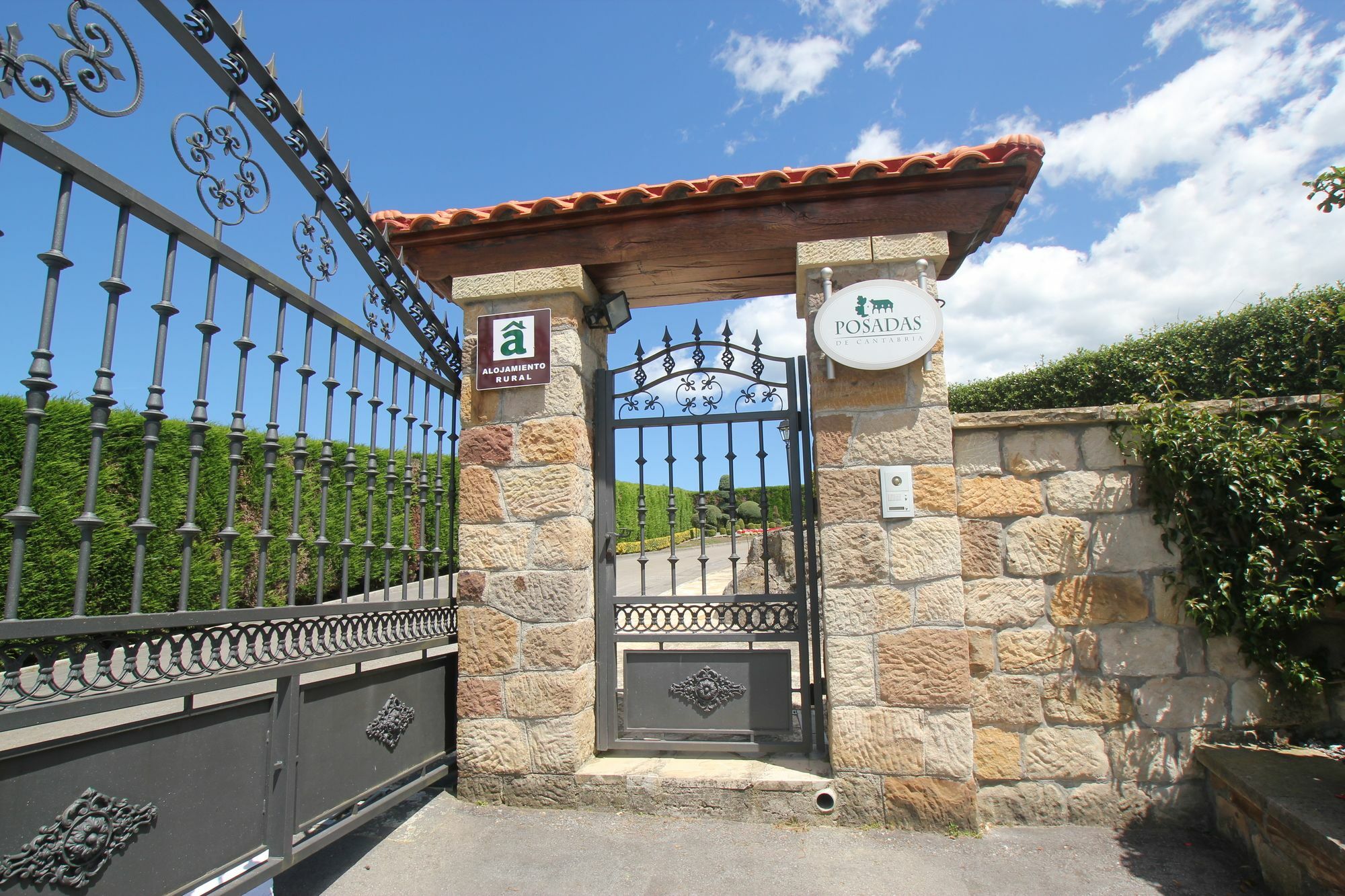Posada El Iso Queveda Exterior photo